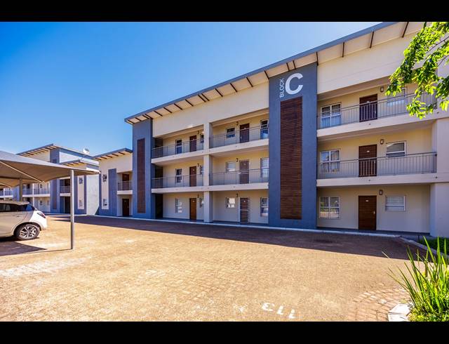 2 BEDROOM APARTMENT FOR SALE IN LANGEBERG RIDGE